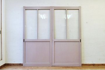 ペンキの剥げたレトロなガラス戸2枚セット