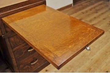 極上美品!古いナラ材の組み立て式両袖机(作業台付き)