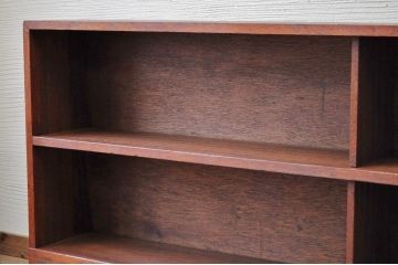 アンティーク家具　★古い木の大きな横長飾り棚