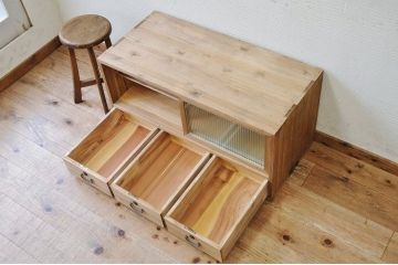 アンティーク家具　古い木味のモールガラスローボード