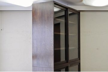 アンティーク家具　◇1970年代シンプルな二段重ね収納棚(飾り棚・食器棚)