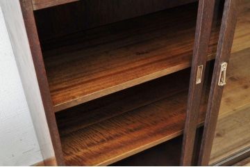 アンティーク家具　◇1970年代シンプルな二段重ね収納棚(飾り棚・食器棚)