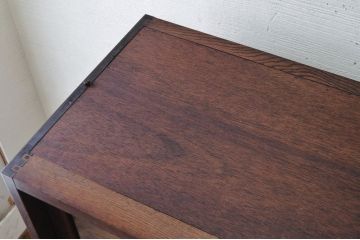アンティーク家具　◇1970年代シンプルな二段重ね収納棚(飾り棚・食器棚)