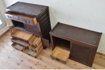 極上美品!シックな二段重ね時代箪笥帳場箪笥