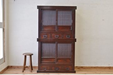 アンティーク家具　☆古民具　骨董　上質な丸桟仕上げの三尺水屋箪笥