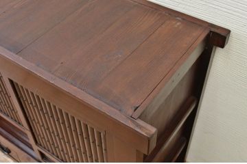 アンティーク家具　☆古民具　骨董　上質な丸桟仕上げの三尺水屋箪笥