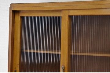 アンティーク家具　☆アンティークモールガラス二段重ね食器棚(収納棚)