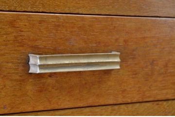 アンティーク家具　☆アンティークモールガラス二段重ね食器棚(収納棚)