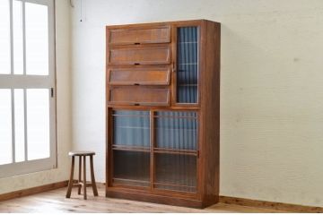 アンティーク家具　アンティークモールガラスパタパタ下駄箱(収納棚)