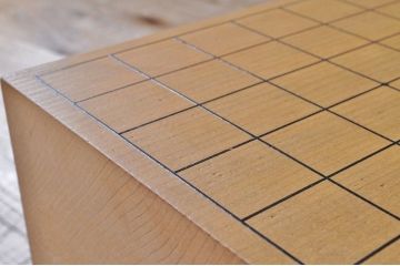 アンティーク雑貨　○古い将棋盤五寸九分