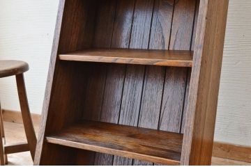 アンティーク家具　高級品!総桐材の階段風飾り棚(陳列棚)