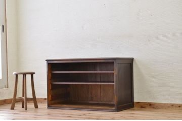 アンティーク家具　古い木のシンプルな飾り棚(ローボード)