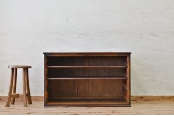 アンティーク家具　古い木のシンプルな飾り棚(ローボード)