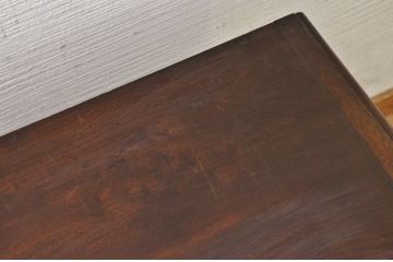 アンティーク家具　古い木のシンプルな飾り棚(ローボード)