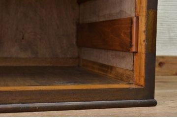 アンティーク家具　古い木のシンプルな飾り棚(ローボード)