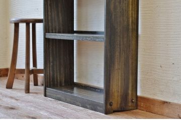 アンティーク家具　古い木のアンティーク本棚