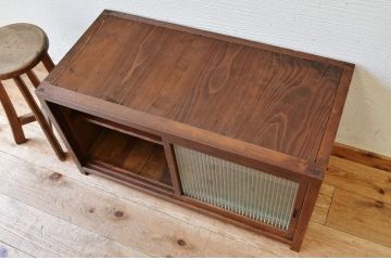 アンティーク家具　古い木のモールガラスローボード