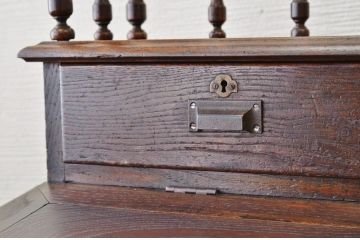 アンティーク家具　総栗材!大振りで上質な帳場机(ライティングビューロー)