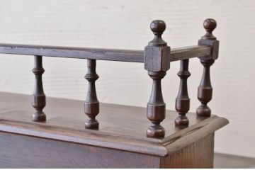 アンティーク家具　総栗材!大振りで上質な帳場机(ライティングビューロー)