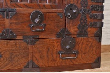 アンティーク家具　前面欅!木目の素晴らしい上手帳場箪笥