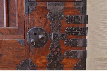 アンティーク家具　前面欅!木目の素晴らしい上手帳場箪笥