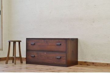 アンティーク家具　前面欅!古い欅材の時代箪笥ローボード(ローチェスト)