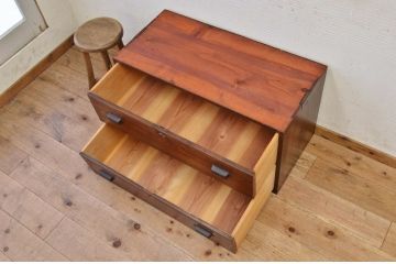 アンティーク家具　前面欅!古い欅材の時代箪笥ローボード(ローチェスト)