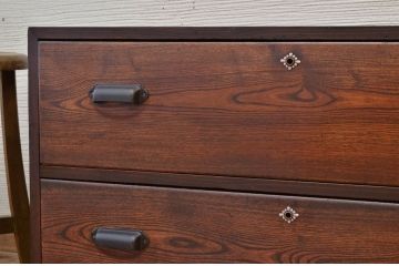 アンティーク家具　前面欅!古い欅材の時代箪笥ローボード(ローチェスト)