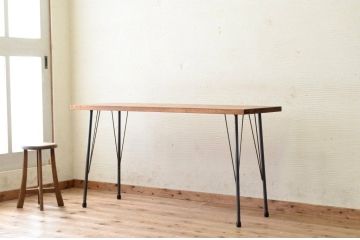 アンティーク家具　古い一枚板の鉄脚テーブル11　(机、作業台)