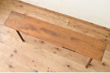 アンティーク家具　古い欅材の一枚板の鉄脚アンティークベンチ1　(長椅子)
