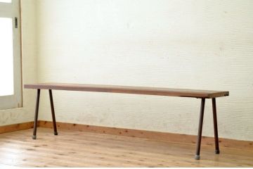 アンティーク家具　古い欅材の一枚板の鉄脚アンティークベンチ3　(長椅子)