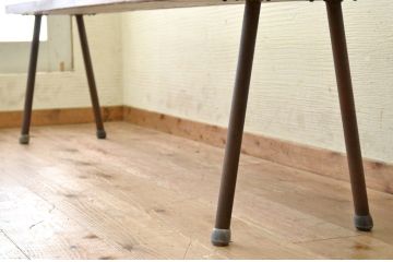 アンティーク家具　古い欅材の一枚板の鉄脚アンティークベンチ3　(長椅子)
