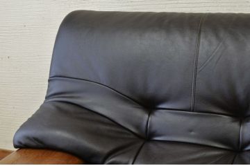 中古　カリモク製1人掛け本革ソファ