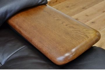 中古　カリモク製1人掛け本革ソファ