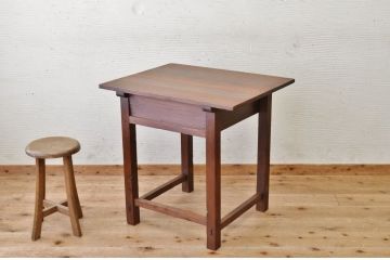 アンティーク家具　古い木の使い込まれたアンティーク作業台(テーブル)