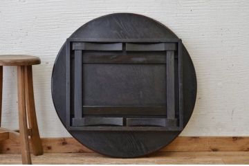古い栓材の小振りな丸型ちゃぶ台