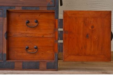 アンティーク家具　☆古民具　味のある二段重ね時代箪笥2