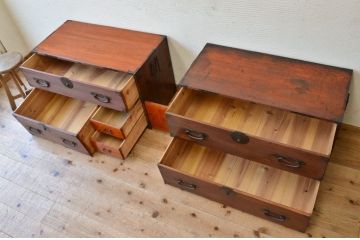 アンティーク家具　☆古民具　味のある二段重ね時代箪笥2