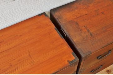 アンティーク家具　☆古民具　味のある二段重ね時代箪笥2