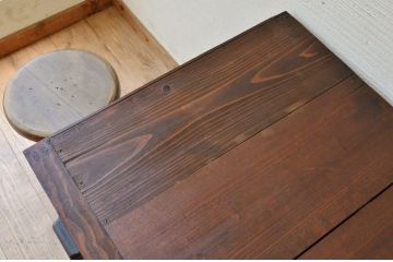 アンティーク家具　使い込まれた8杯引き出し(アンティークチェスト)