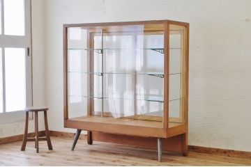 レトロ家具　古い駄菓子屋のレトロで大きなガラスケース