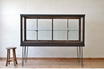 アンティーク家具　古いタバコ屋の大きな鉄脚ガラスケース(ショーケース)