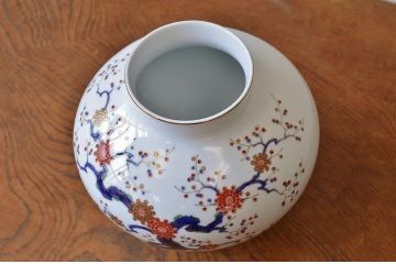 中古美品　定価20000円　深川製花瓶(有田焼)