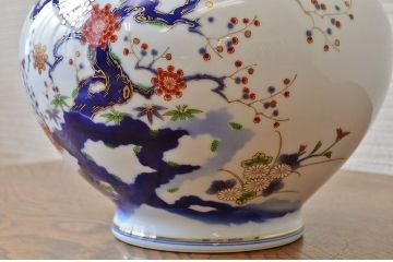 中古美品　定価20000円　深川製花瓶(有田焼)