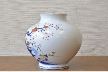 中古美品　定価20000円　深川製花瓶(有田焼)