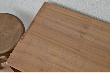 アンティーク家具　古い木味のマス目棚(飾り棚)