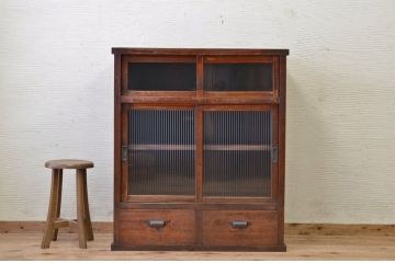 アンティーク家具　★使い込まれたアンティーク収納棚(食器棚)