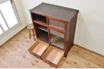 アンティーク家具　★使い込まれたアンティーク収納棚(食器棚)