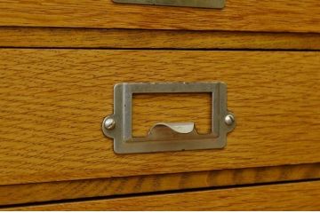 アンティーク家具　古いナラ材のアンティーク小引き出し