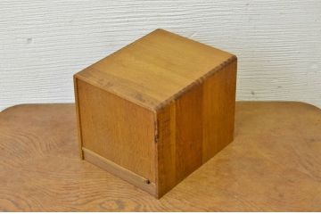 アンティーク家具　古いナラ材のアンティーク小引き出し
